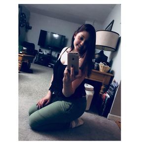 Meet your Posher, Alyssa